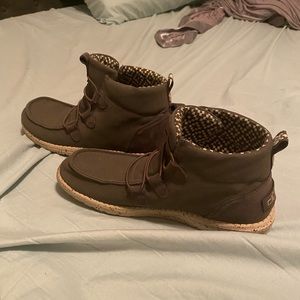 Hey Dude boots